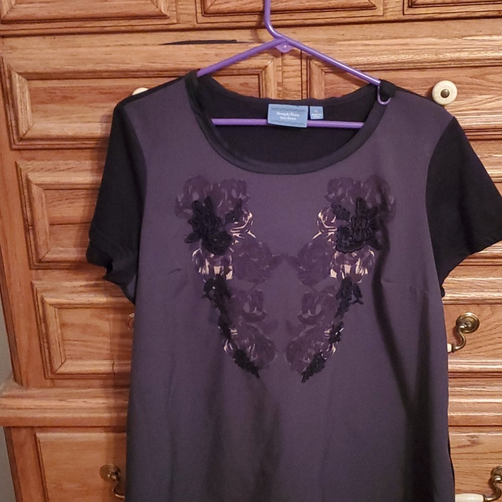 Simply Vera Wang Top